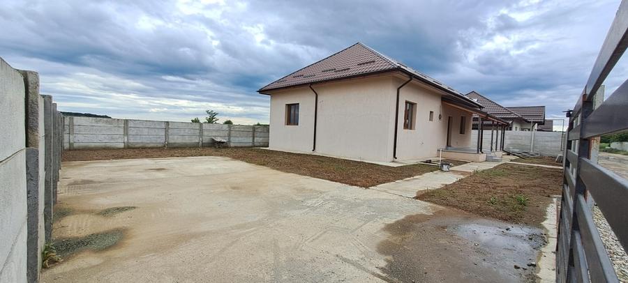 Drgomiresti Deal, casa individuala finalizata, parter +pod, teren 460 mp - 2