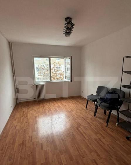 Garsoniera, 28 mp, zona Mihai Bravu - 1