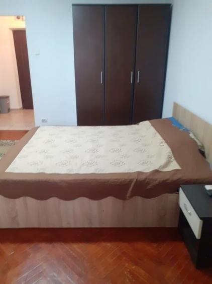 Garsoniera de inchiriat 32 mp zona Titan Policlinica  - metrou Titan - 2