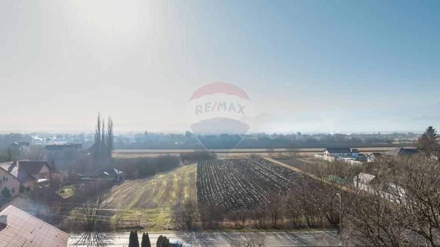 Teren intravilan 9.000 mp pentru dezvoltare rezidențială sau mixtă - 7