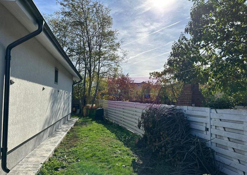 Casa 3 camere + dependin?e, curte 380, Sabareni - 4