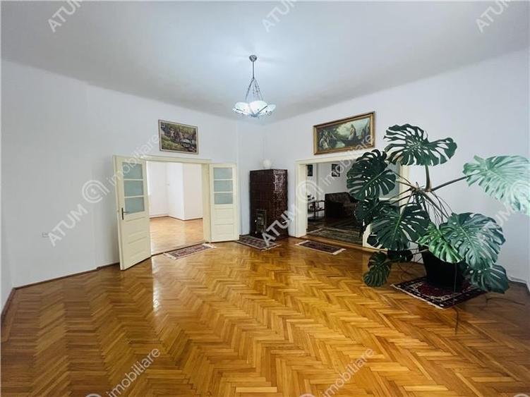Apartament cu 4 camere si spatiu comercial zona Bd. Victoriei - 9