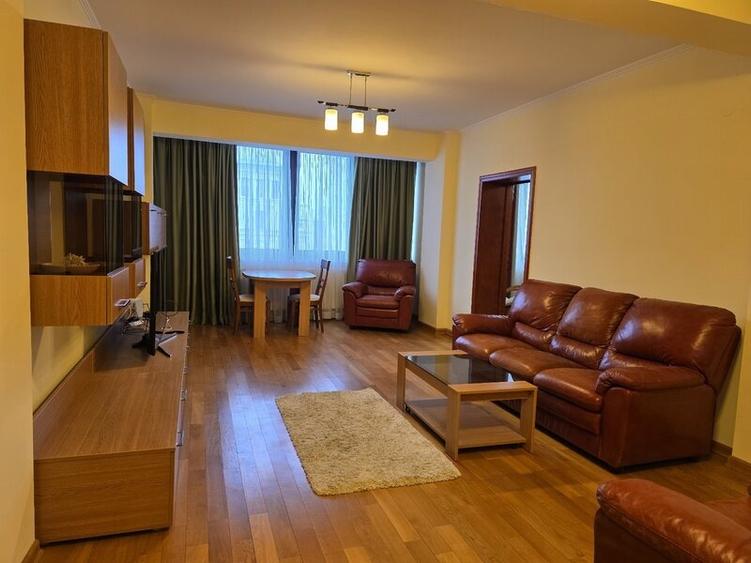 Apartament 3 camere Calea Victoriei colt str.Piata Amzei - 1