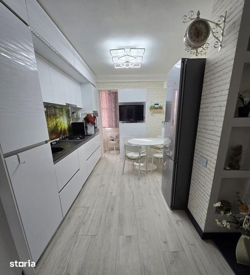 Particular vand apartament cu 3 camere, Crangasi - 4