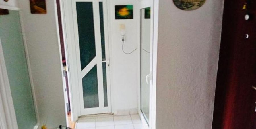 DRISTOR-bloc 1982, 2 camere, decomandate, etaj 3 - 7