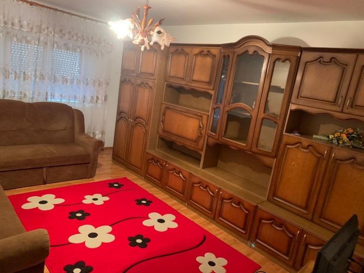 Inchiriez apartament 2 camere - 5