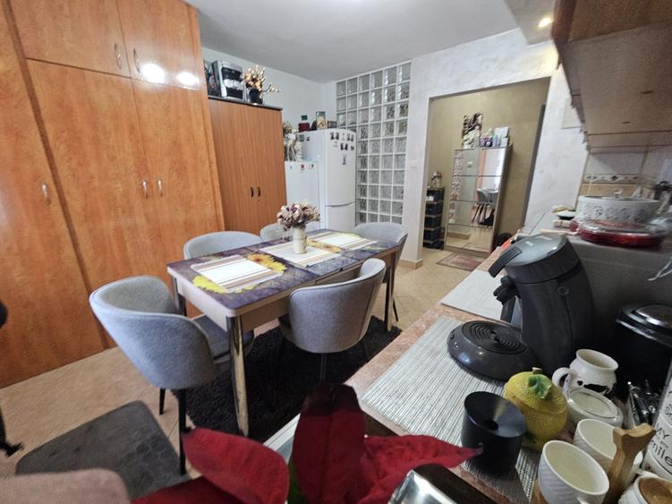 Apartament 3 camere,parter – Zona Piața Centrala - 8