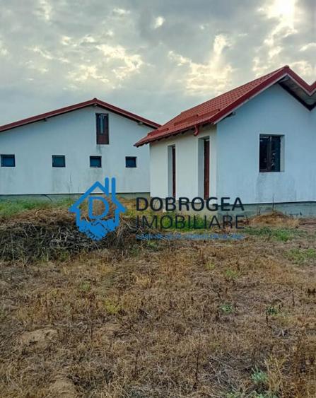 MURIGHIOL- CASA NOUA 5 CAMERE SEMIFINISATA ,TEREN 1000 MP - 2