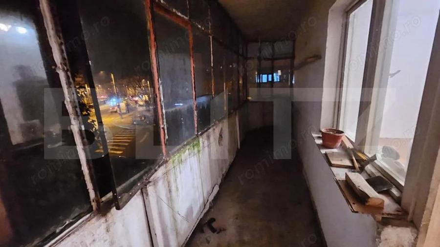 Garsoniera decomandata, 39 mp, zona Craiovi?a Noua, Blvd Oltenia - 2