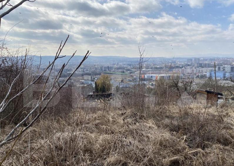 Teren intravilan de vanzare, 1680 mp, front 47 ml, zona Auch - 1