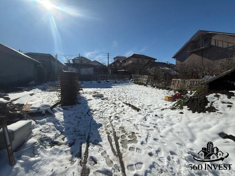 Teren de vanzare , zona Navodari - Cu vedere la Lacul Tasaul - 3