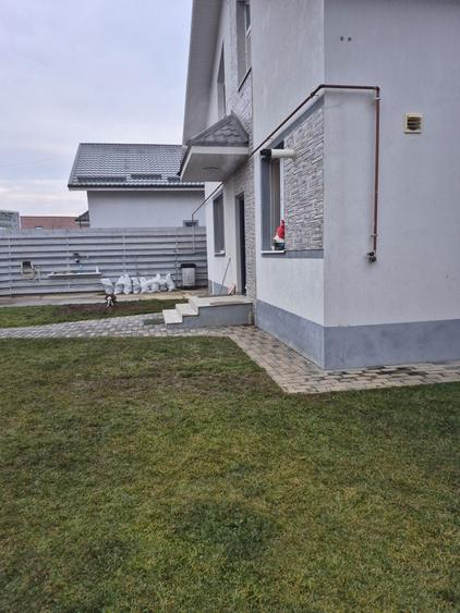 Vand casa comuna Berceni - 8