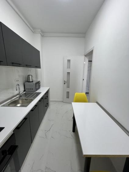 Inchiriere Garsoniera  Militari Residence - 9