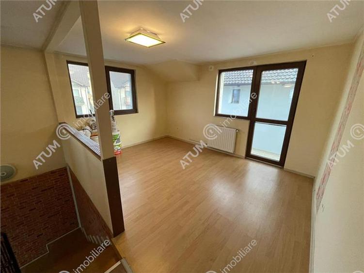 Casa 6 camere decomandate curte 130 mp in Selimbar - 10