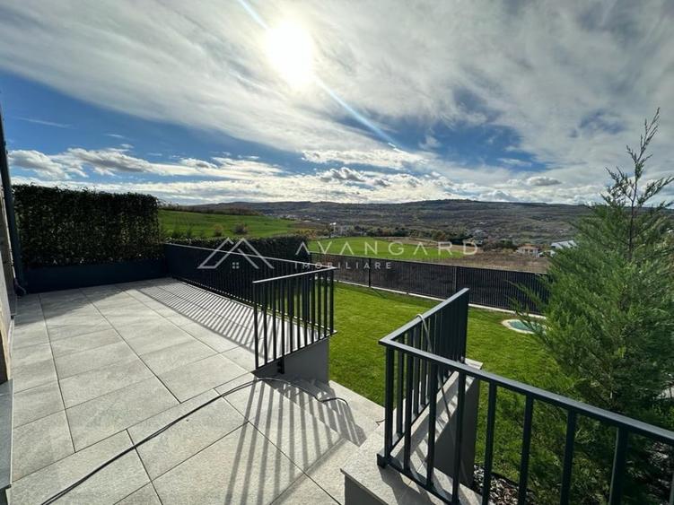 Duplex de Vânzare | 230 mp utili + Terasă 41 mp | Borhanci Cluj-Napoca - 1