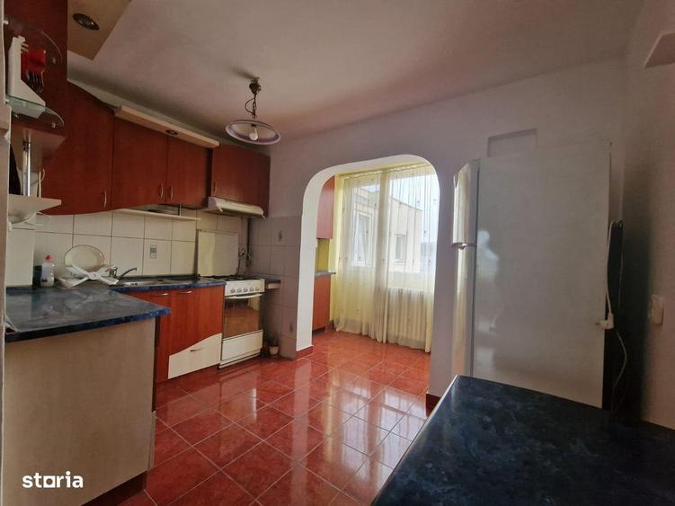 Apartament cu 2 camere semidecomandat, mobilat în Grigorescu