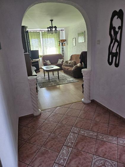 Chirie apartament 3 camere - 10