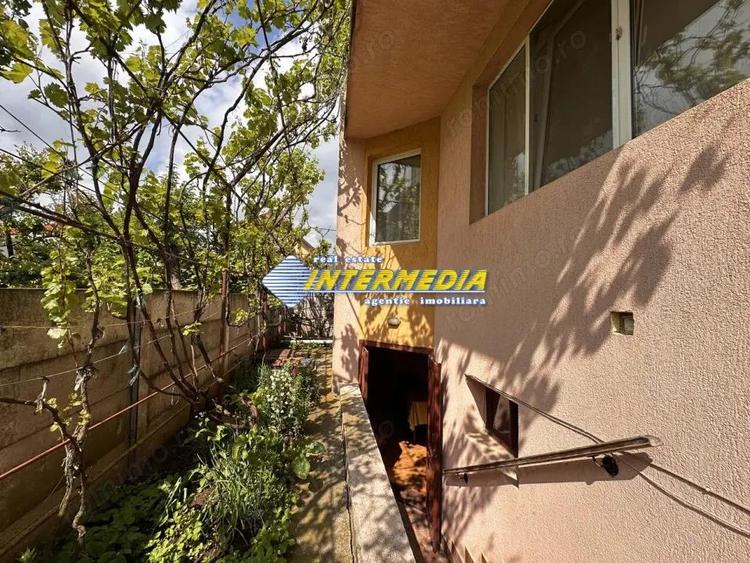 Vanzare Casa D+P+2E+Pod cu 10 camere, garaj si curte in zona Cetate, Alba Iulia - 2