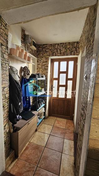 Oportunitate de Investitie in Blascovici-Teren cu casa pe colt 701 mp - 1