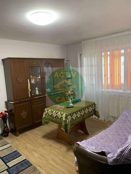 Apartament 3 camere, etaj 3 - 5