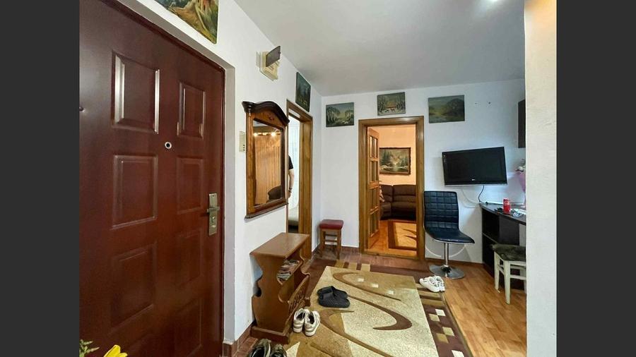 Apartament et.1 3 camere decomandat si 3 balcoane pe Timisorii - 4