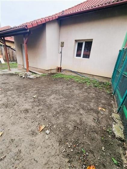 Spatiu Multifunctional, Pretabil birouri, servicii, cabinete. Zona Noua - 4