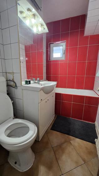 DRISTOR-METROU, STRADAL, decomandata, bloc mixt 1987, libera, 75000euro - 9