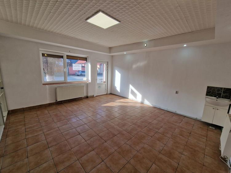 Spatiu comercial de inchiriat Harman - Brasov - 4