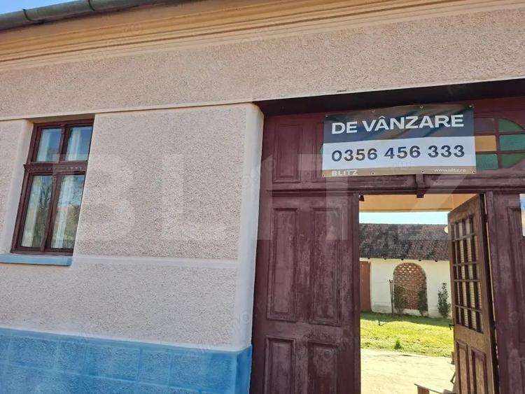 Casa spa?ioasa la sat SINTESTI, cu 6 camere, curte generoasa ?i gradina - 3