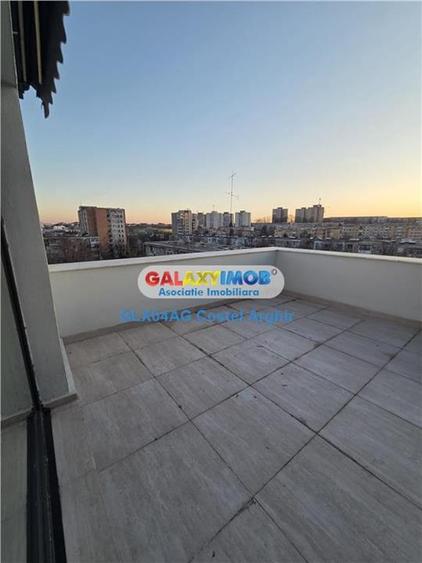 Penthouse cu 4 camere decomandat în Craiovei