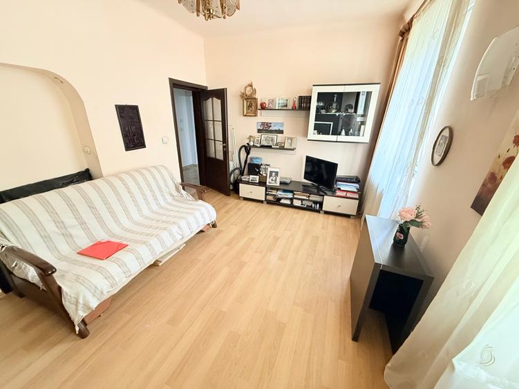 Apartament 2 camere renovat | Baba Novac | Parter | Centrala proprie - 1