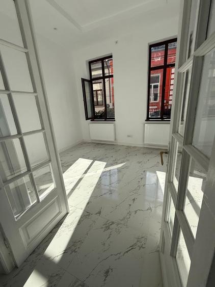 Unirii - Palatul Parlamentului - Manastirea Antim- - 6