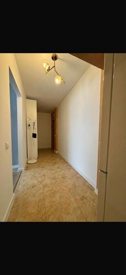 Inchiriez Apartament cu 2 camere - 2