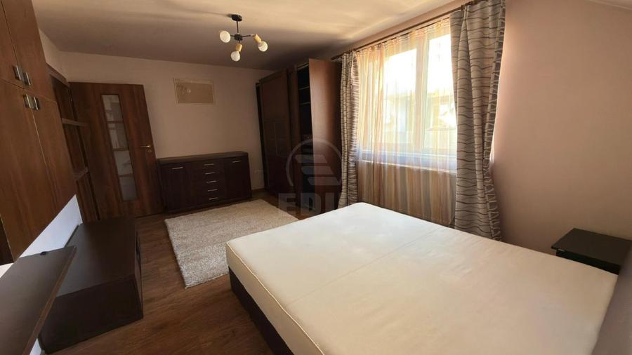 Apartament 3 camere semideccomandat zona Sub Cetate - 8
