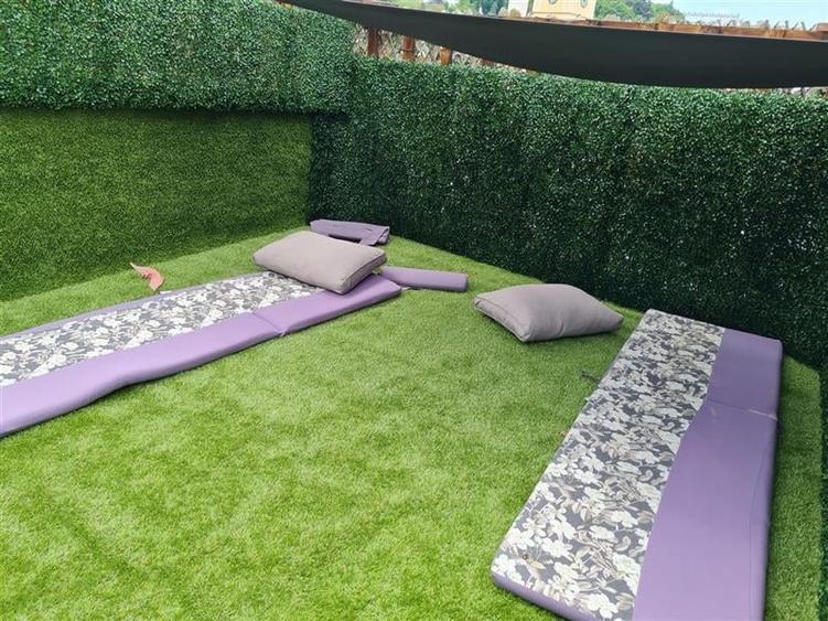 Proprietate cu terase, in ambientul Centrului Istoric .- . Piata Sfatului, Braso - 16