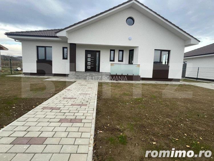 Casa de inchiriat, cu 4 camere, 145 mp, 750 mp teren, zona-Unirea Casa de inchiriat, cu 4 camere, 145 mp, 750 mp teren, zona-Unirea