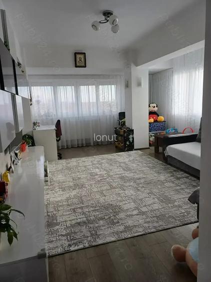 Apartament 2 camere, decomandat Apartament 2 camere, decomandat