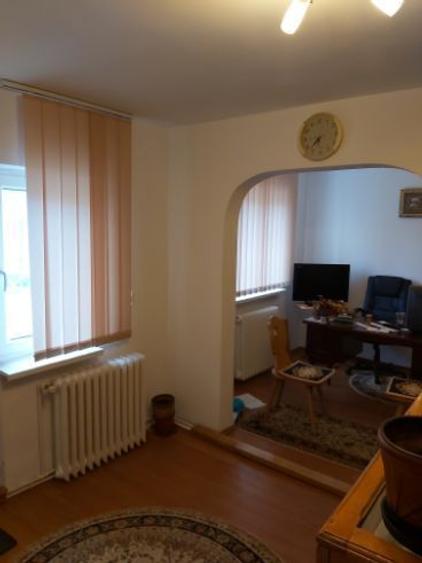 Apartament la parter, spatiu comercial sau locuinta - 2