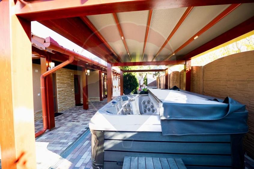 Casă impresionanta cu teren 2700mp garaj 2 masini si terasa-Madaras - 10