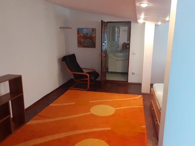 Vanzare casa  individuala - Zona Aviatorilor - Clucerului - 19