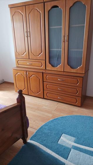 Inchiriez apartament 2 camere - 1