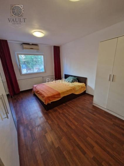 Doua garsoniere unite intr-un apartament - 5 minute de metrou - Ozana