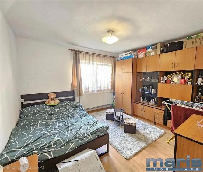 Tudor zona Diamant etaj 2 garsoniera mobilata si utilata. - 9