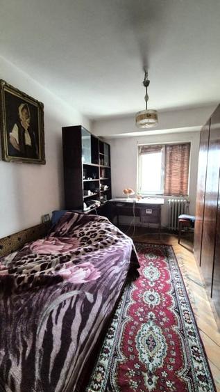 Apartament cu 4 Camere si Suprafata Generoasa pe Bulevardul Nicolae Titulescu - 4