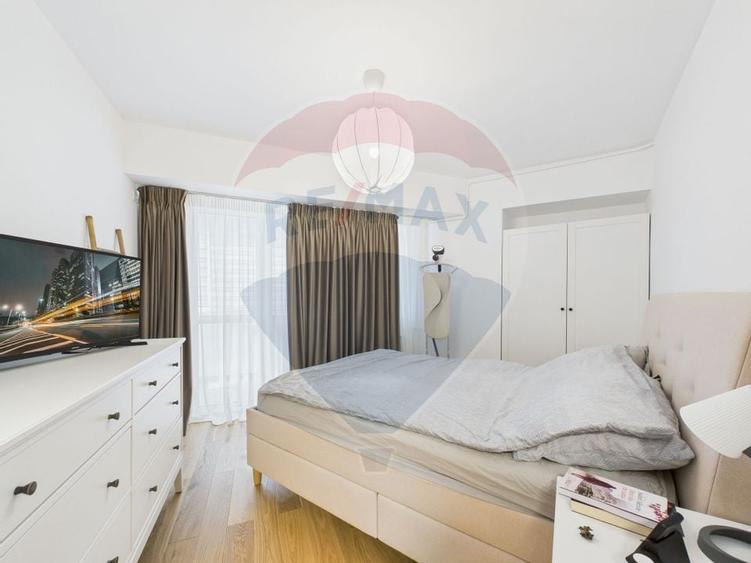 Apartament 4 Camere Ultrafinisat | Etaj 12/12 | 2 Bai | Bd. Chisinau - 6