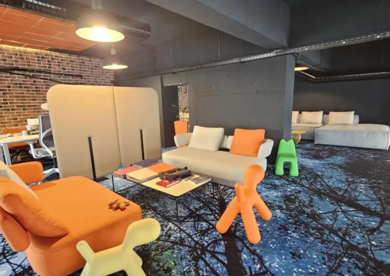 Spatiu Comercial -Piata 1 Mai - 2