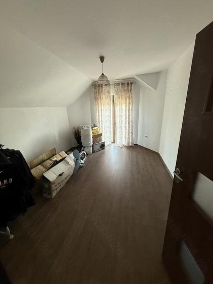 Vand casa proiect deosebit - 1