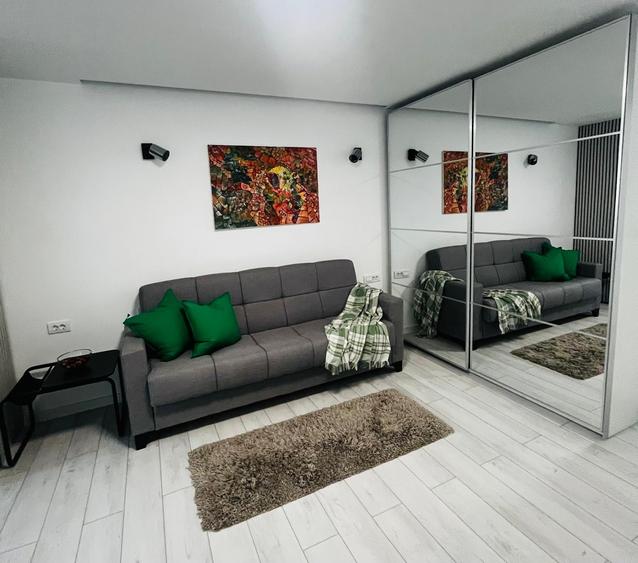 Garsonieră de lux, ultracentral, ultrafinisata în bloc solid, 2 lifturi - 3