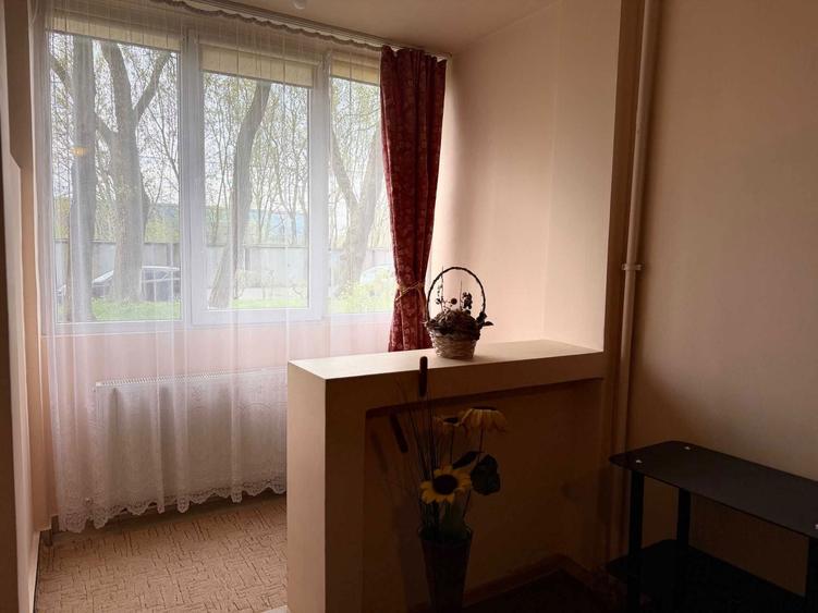 De Inchiriat garsoniera Zona UMF 280 - 2