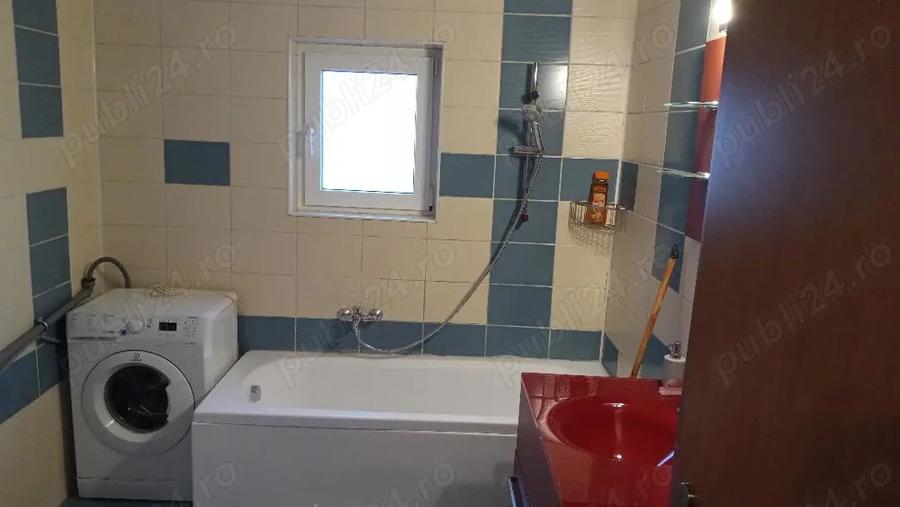 Inchiriez Ap. in Cartier Plopilor - 4